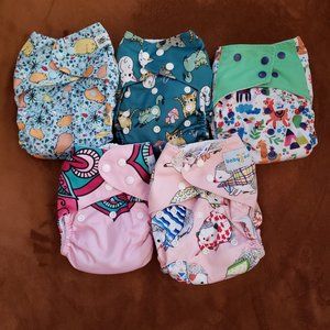 "Colorful Capybara and Friends" - Five reusable cloth pocket diapers